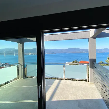 Sun&sea Apartment Komarna