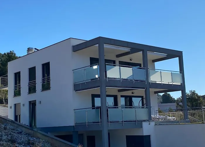 Sun&sea Apartment Komarna